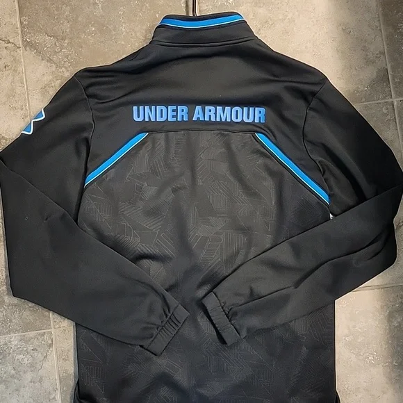 Under Armour long sleeve full zip - Picture 2 of 4